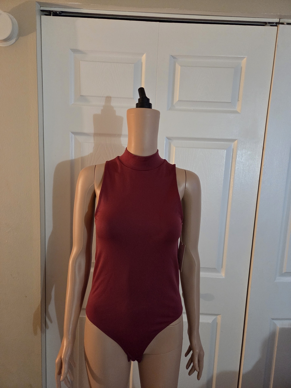 a new day Sleeveless Mock Neck Bodysuit in Wine